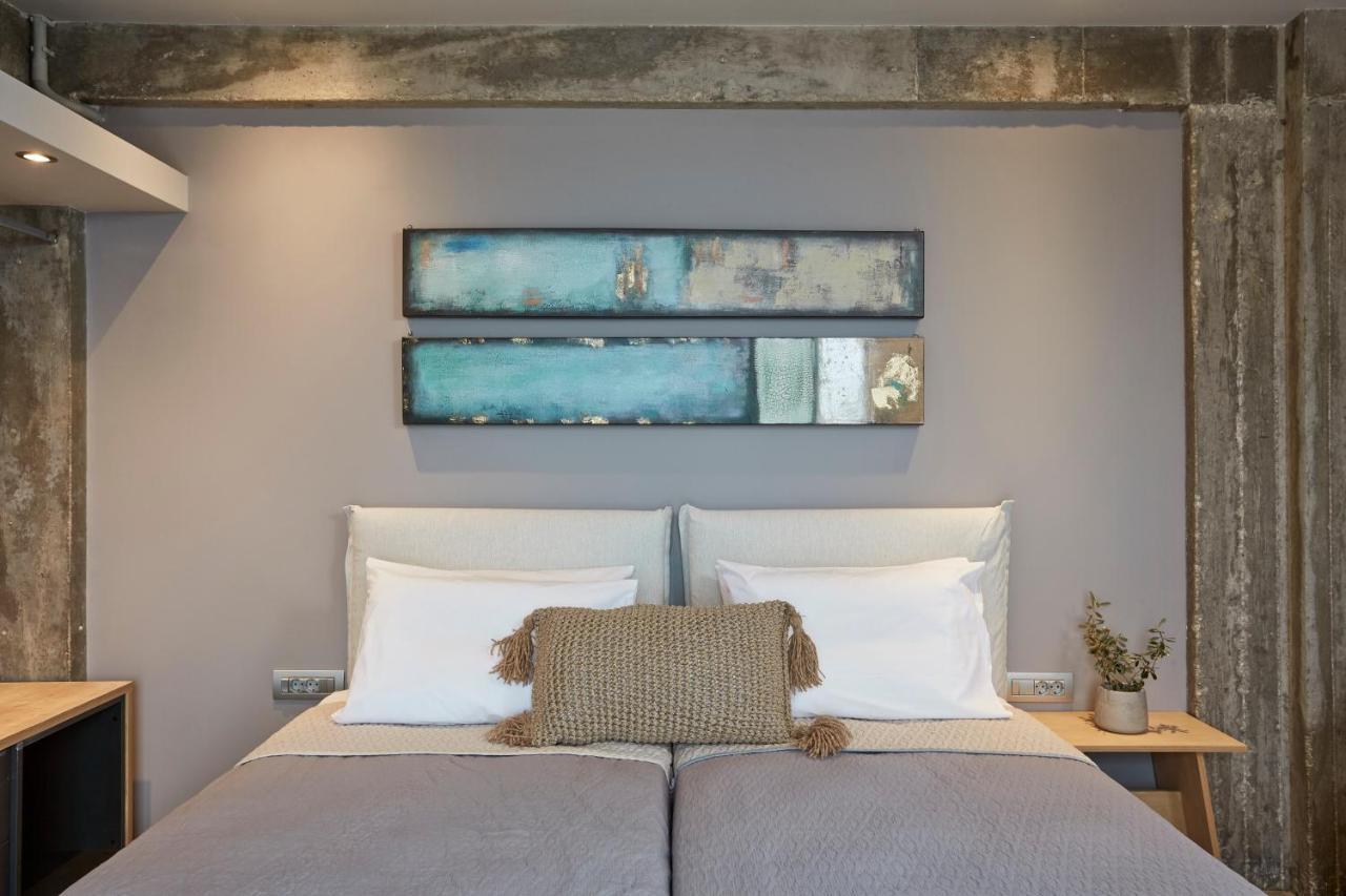 Villa Sea Front Spathion Bagian luar foto